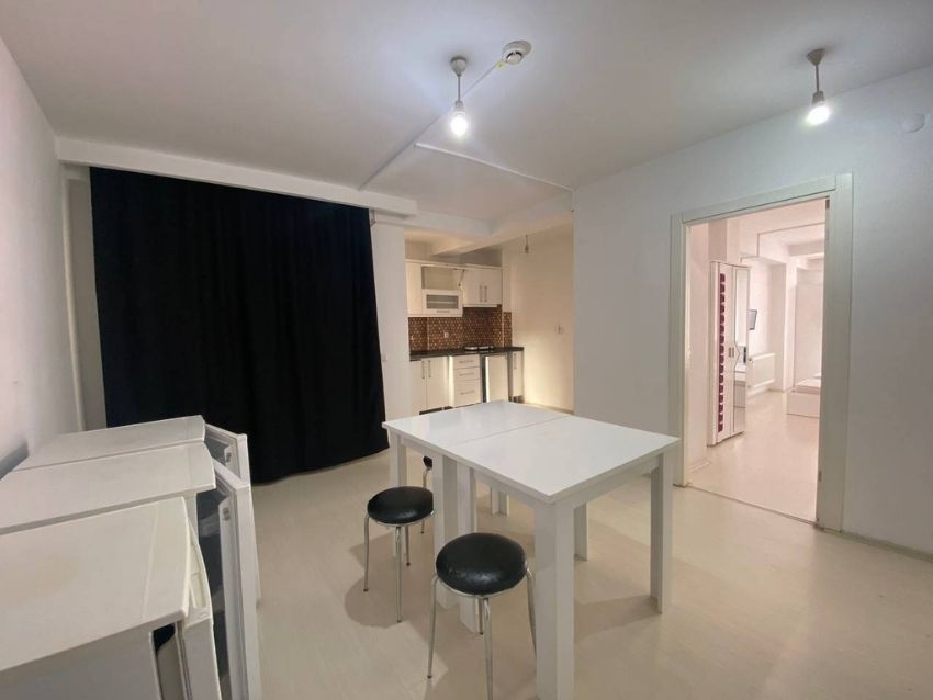 she kız apart - oda