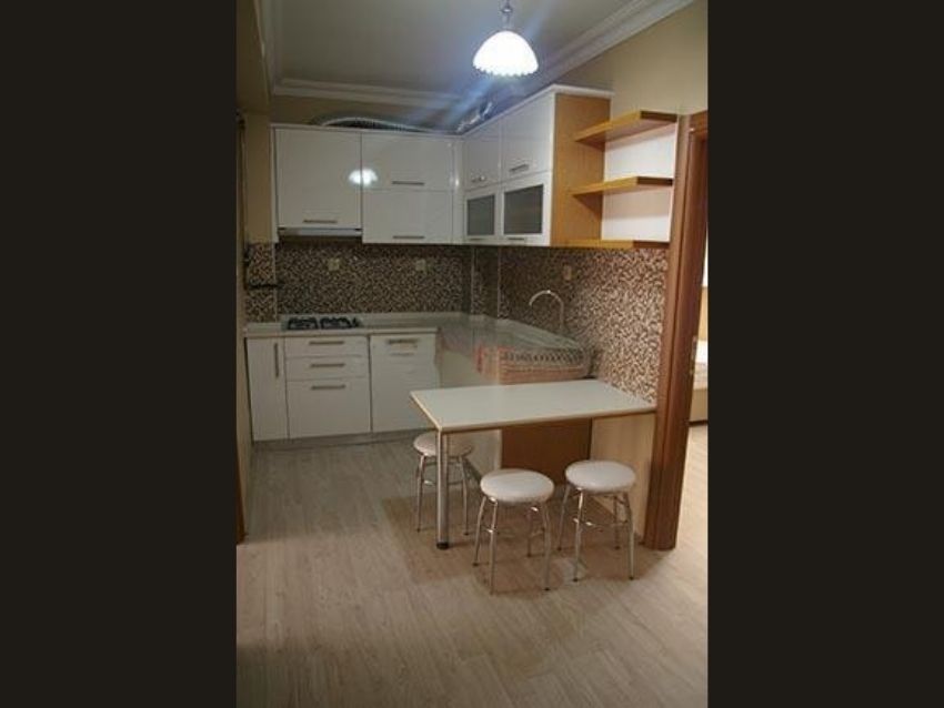 aykanat kız apart - mutfak