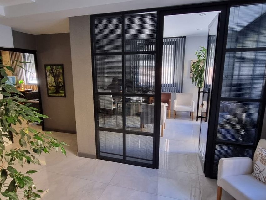 Denker Luxury Suit’s - Oda