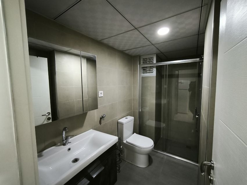 Altıkulaç kız apart 1 - Bina